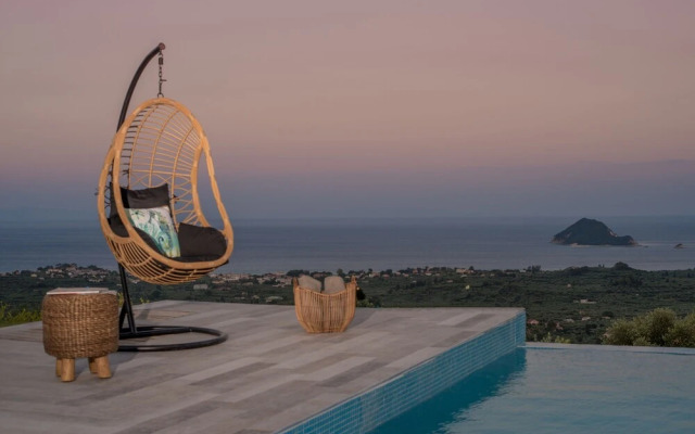 Zinos Luxury Villa