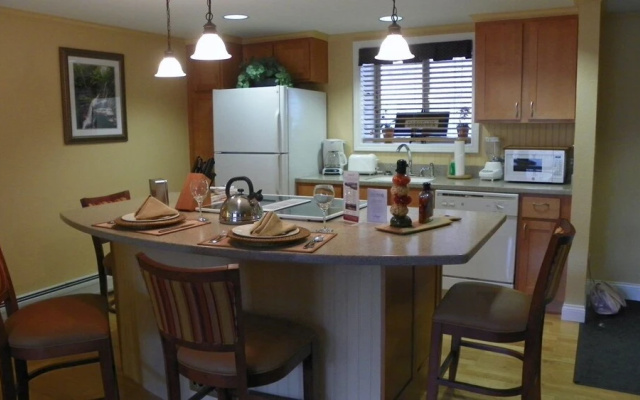 One Bedroom Pollard Brook Resort Condo Near Loon Mountain for February Vacation - PB Feb 12th-19th, 1mac