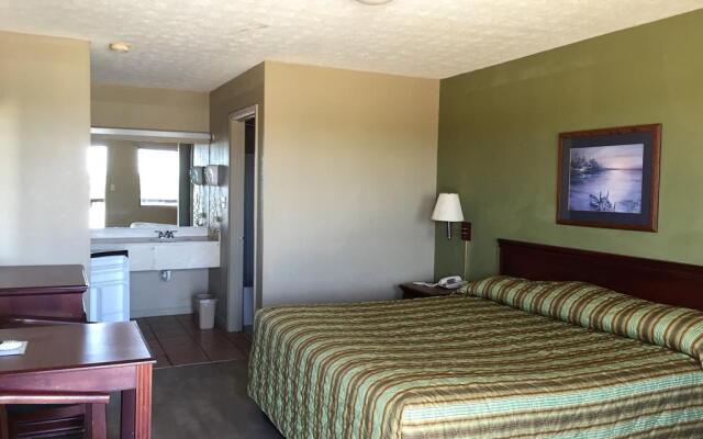 Garden Inn & Suites