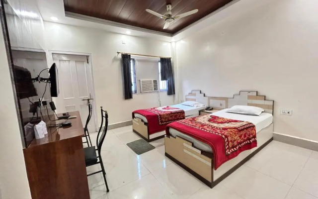 Hotel Debarshi by OYO Rooms