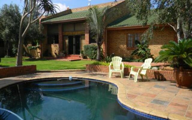 Golden Fountain Guesthouse