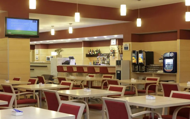 Holiday Inn Express Málaga - Aeropuerto