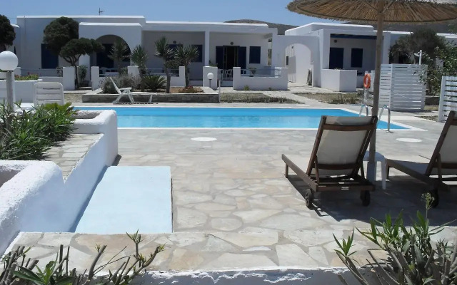 Naoussa Hotel Paros by Booking Kottas