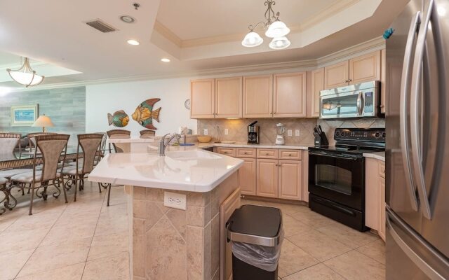 Phoenix Ix 1105 3 Bedroom Condo