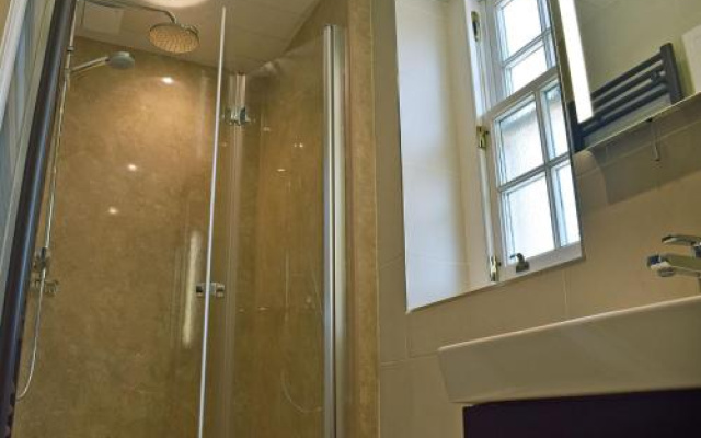 Vanehouse Apartment