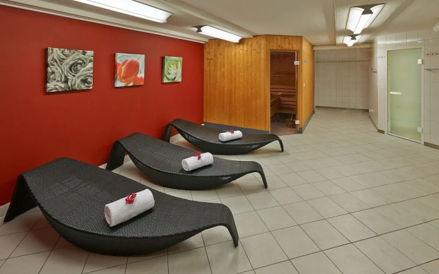 Apart-Hotel Operated By Hilton