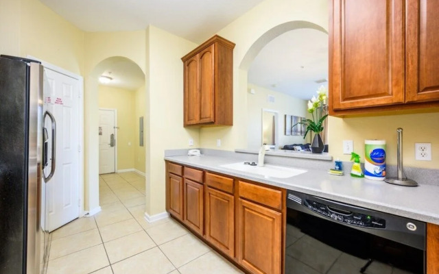 Beautiful Deluxe Condo, Vista Cay - 3015
