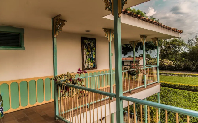 Hotel El Eden Parque Del Cafe