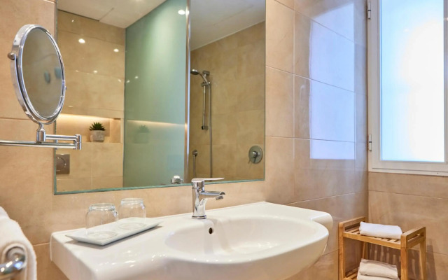 Eix Alzinar Mar Aparthotel