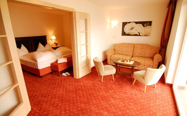 Mirabell Alpine Garden Resort