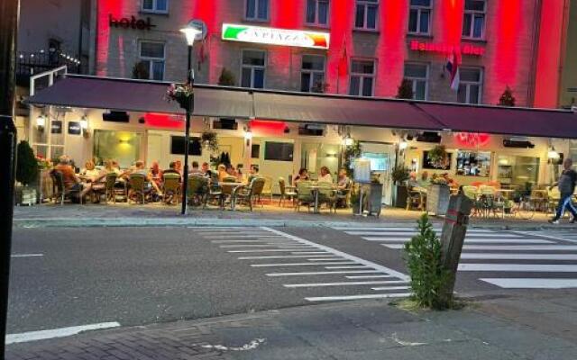 Hotel Restaurant La Piazza