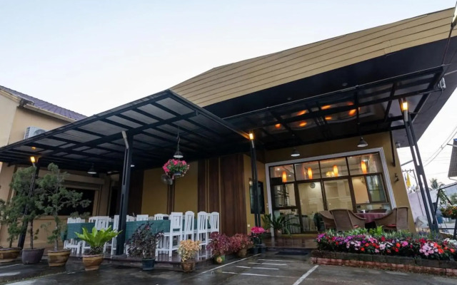 The Palm Garden Hotel