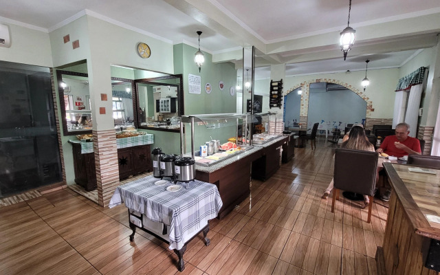 Charm Iguassu Suites Pousada