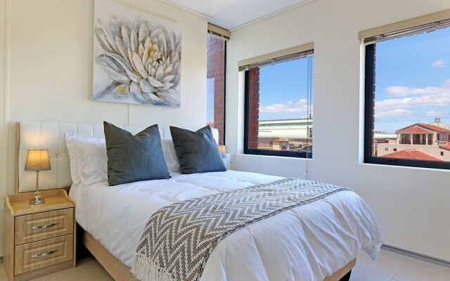 Manhattan Suites 703