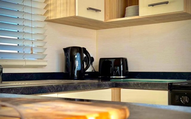 Marton Mere - 3 Bedroom Caravan