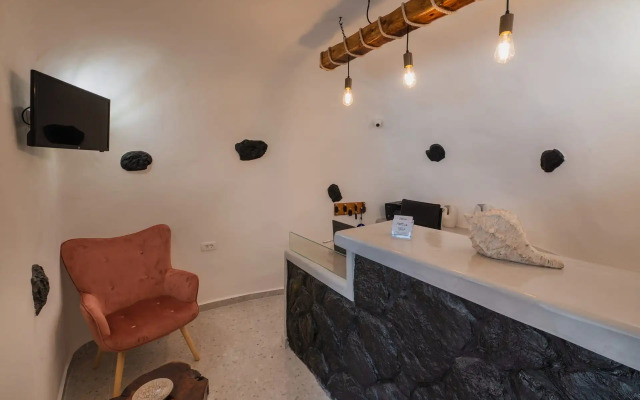 Santoterra Antigua Luxury Suites