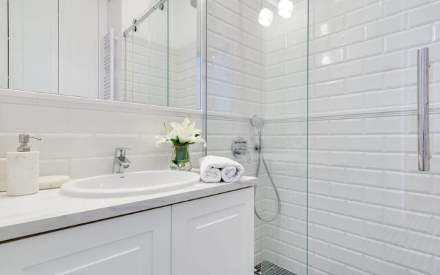 Beachfront Apartments Access to Sauna Fitness