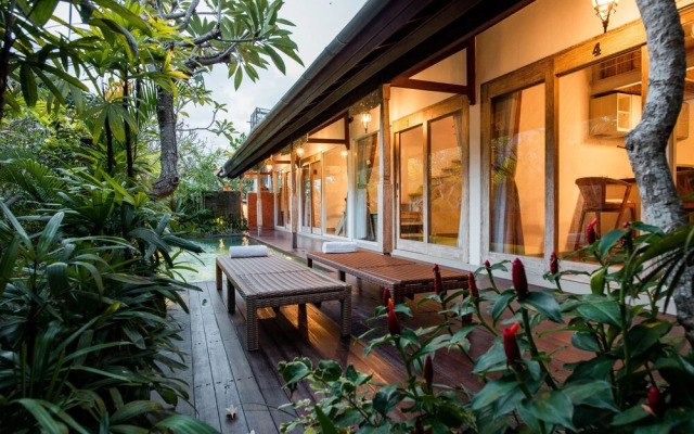 Istha Puri By Dwaraloka