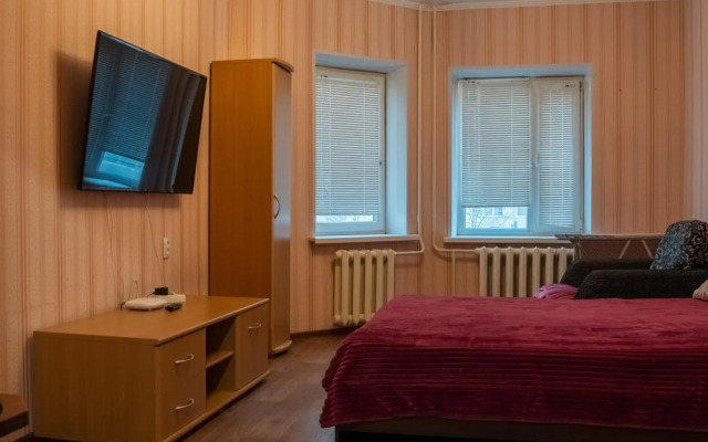 Надым Хаус на Зверева 39