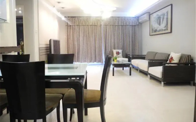 Shenzhen Leyi Family Apartment