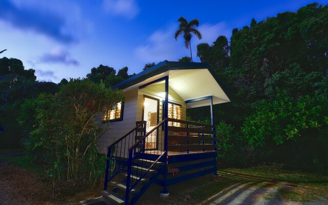 Thornton Beach Bungalows Daintree