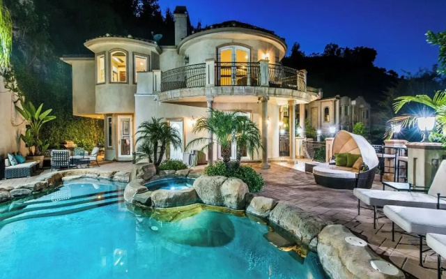Robmar Mansion - Beverly Hills Mediterranean Estate With Pool & Sport Court