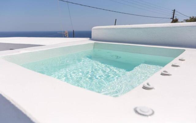 Santorita Suites