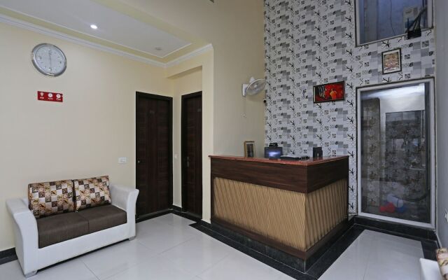 OYO 4026 Royal Inn