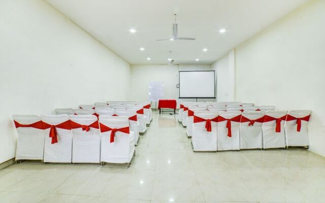 FabHotel Primero MGF