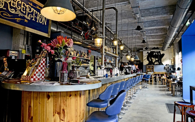 Stayokay Eindhoven - Blue Collar Hostel