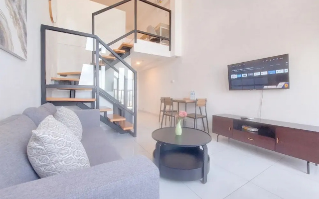 Well Designed Studio Loft At Kingland Avenue Apartment