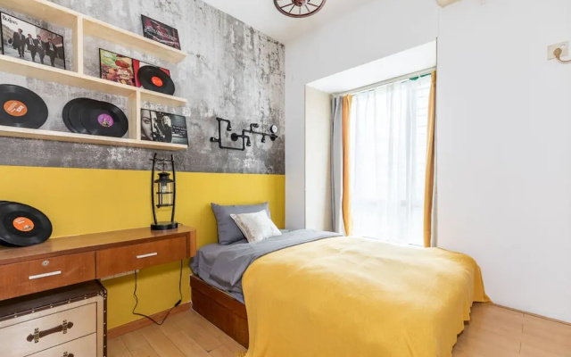 Locals Boutique Apartment Qianshan No.9 – Guest Rooms – Zhuhai