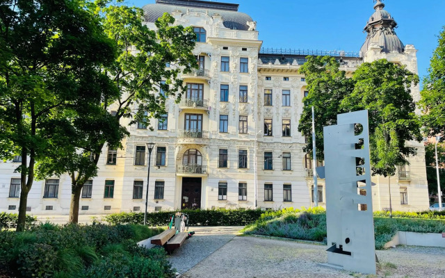 ZAROHEM 2 bedrooms APARTMENT in center with balcony