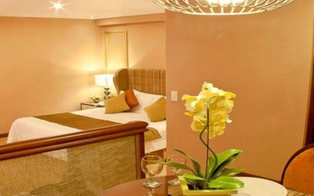 Royal Garden Hotel