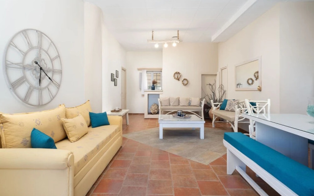 Kapeli Suites