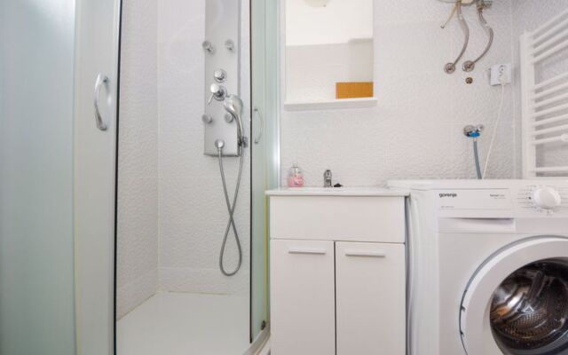 Apartment Magis Maslenica 25394