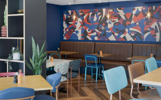 Travelodge Edinburgh Airport Ratho Station