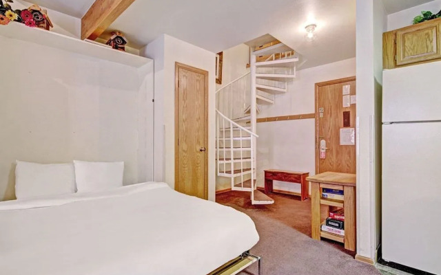 River Mtn Lodge E305