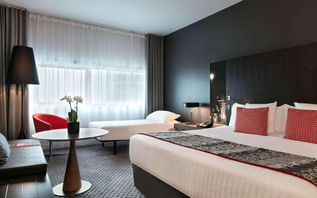 Melia Paris La Defense
