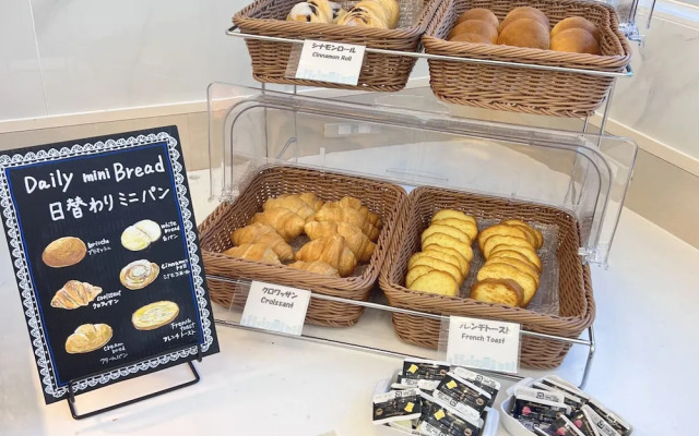 Toyoko Inn Yokohama-Eki Nishi-Guchi