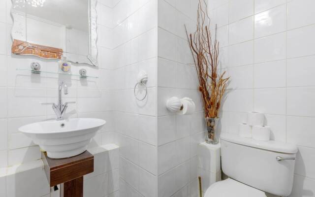 Well Located 2BD Flat 20 Mins to Tower Bridge!