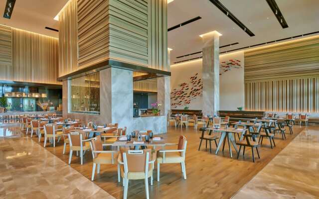 DoubleTree by Hilton Shanwei