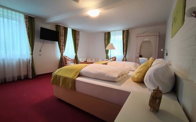 Room in Guest Room - Pension Forelle Double Room