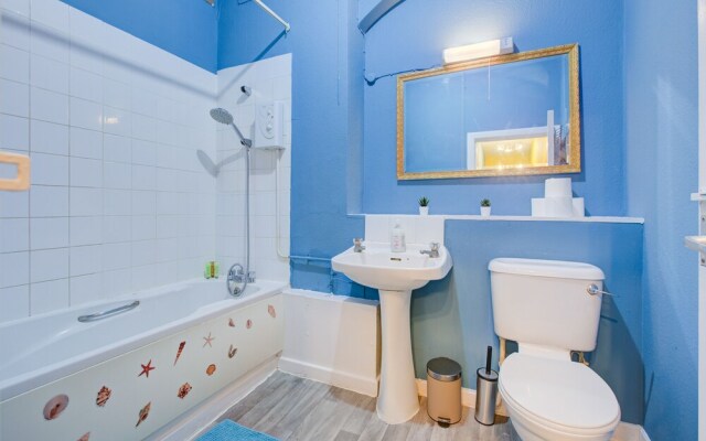 Inviting 2-bed Budget Apartments in Central London