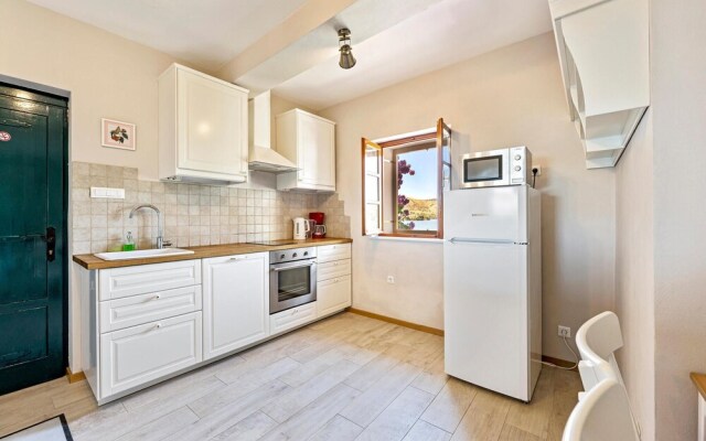 Awesome Apartment in Zaboric With 2 Bedrooms and Wifi