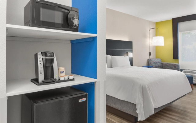 Holiday Inn Express Hotel & Suites Hardeeville - Hilton Head