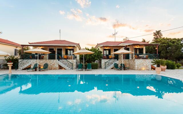 Astros Poolside Home - Summer Hideout