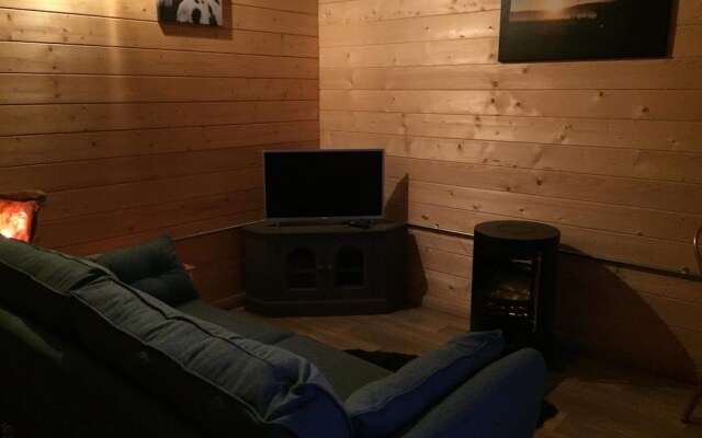 Cosy 1-bed Farm Stay Cabin