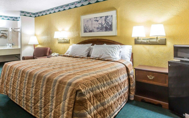 Rodeway Inn Gadsden 1-59 exit 183