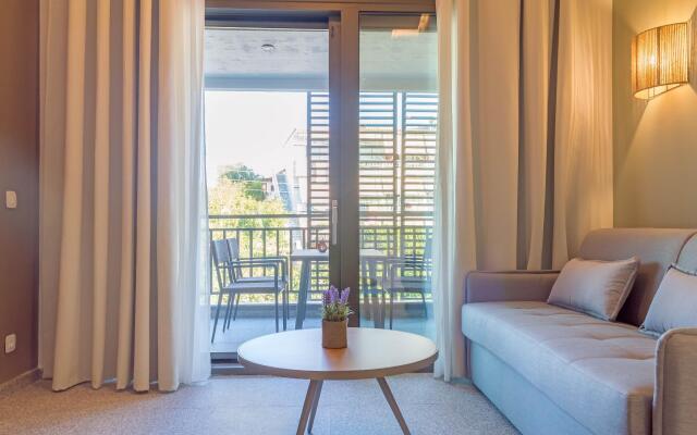 Eco Green Residences & Suites PC